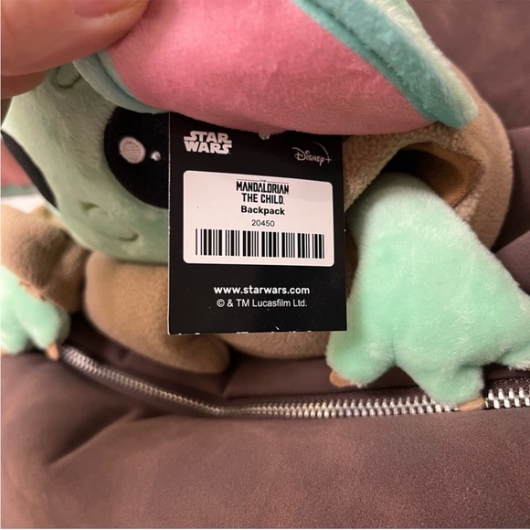 Rare Star Wars BABY YODA 🥺❤️ Celebration Mandalorian The Child Backpack NWT ! - Picture 4 of 12